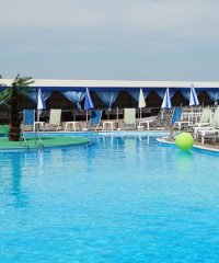 Басейни в готеле ПОТОКИ ХАУС