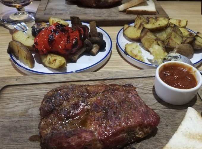 Суші та піца SU-HO Хаус Grill&Wine