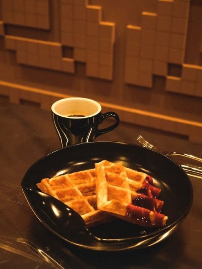 Кафе KOFAN на Відродження 11