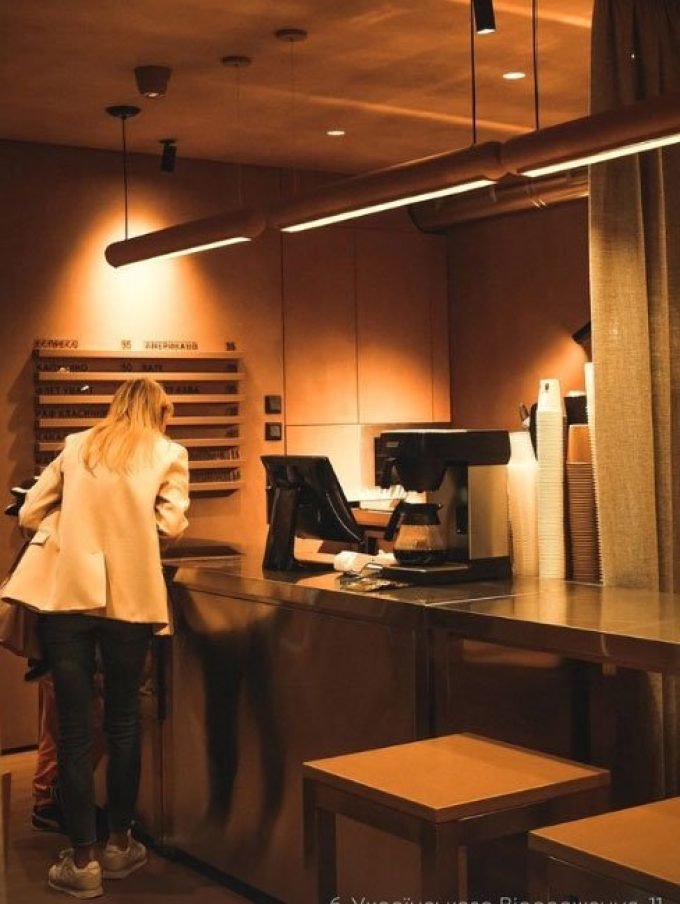 Кафе KOFAN на Відродження 11