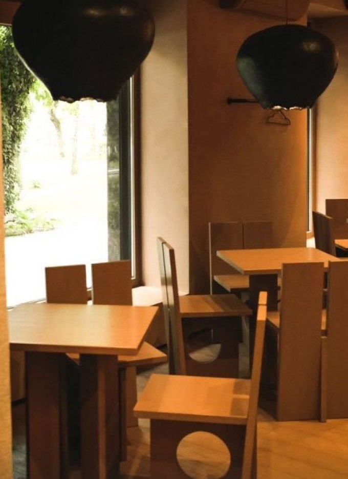 Кафе KOFAN на Відродження 11