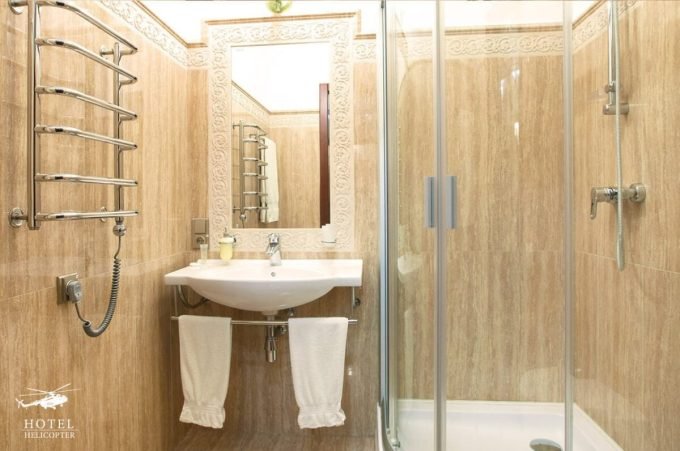 Готель Helicopter