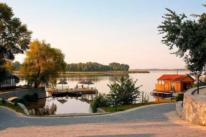 Бази відпочинку Маяк