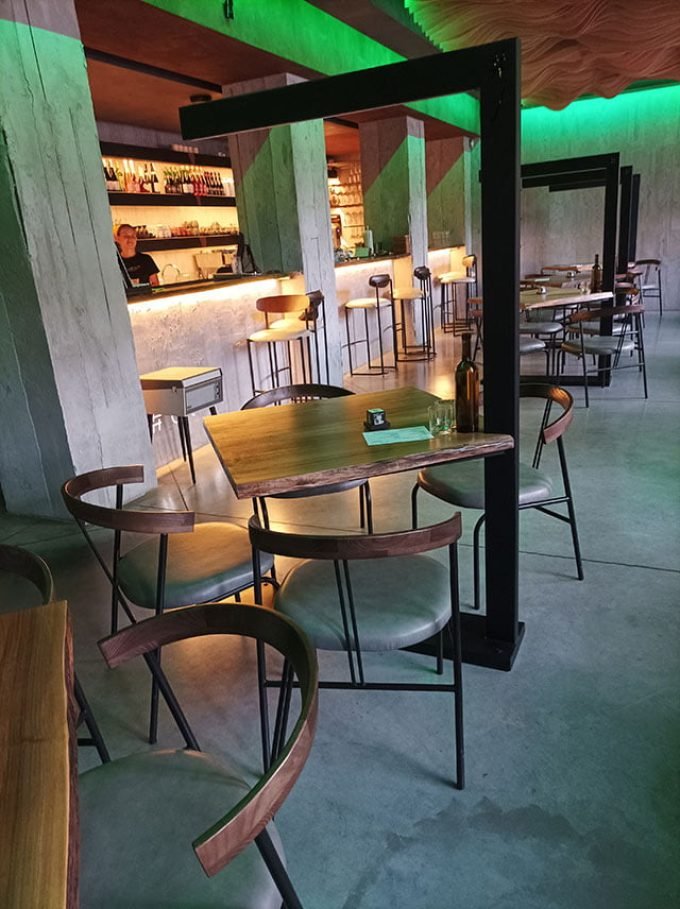 Ресторан азіатської кухні DUST від Kofan