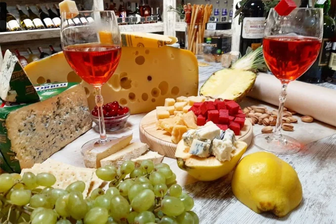 Крамница делікатесів BAZILIK