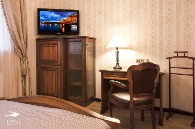 Готель Helicopter