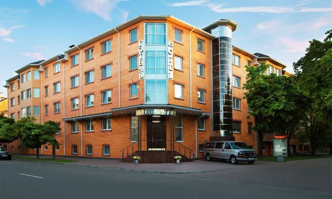 Готель Helicopter