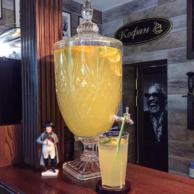 Кав'ярня Kofan на Соборній