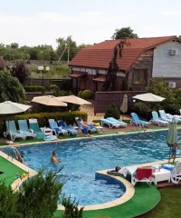 Готельно-ресторанний комплекс Липовий рай