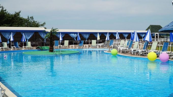 Басейни в готеле ПОТОКИ ХАУС