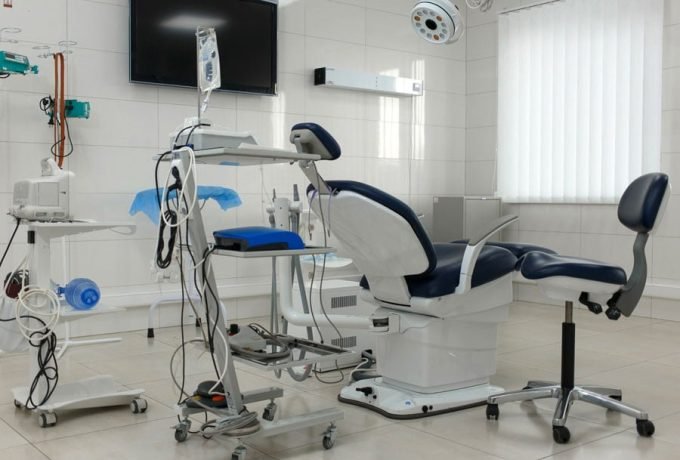 Центр стоматологии и пластической хирургии Vista-Dental