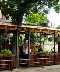 Кафе «Друзі та Вино»