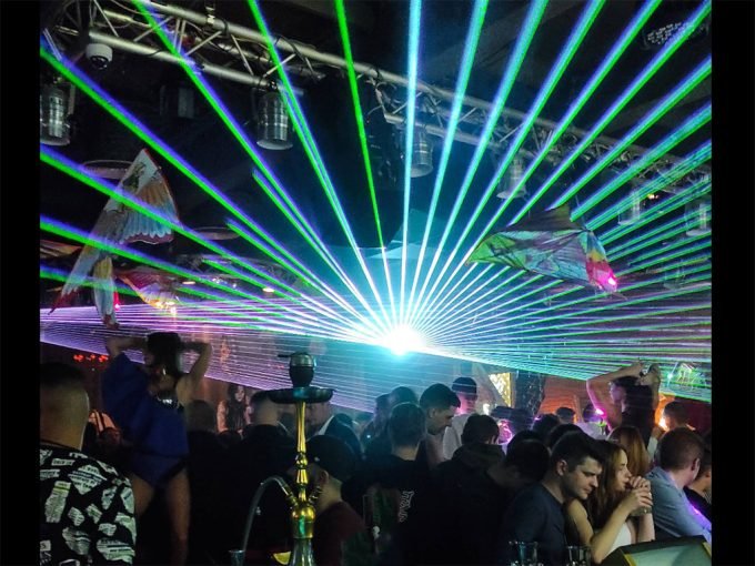 Нічний коктейль клуб JOSS