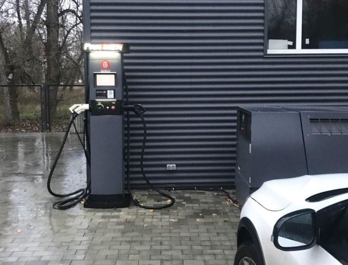 Станція електрозаправки АЗК Партнер 2000  GO TO-U