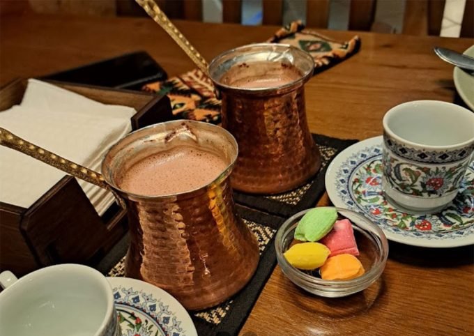 Кафе «Чіберек» - Кримськотатарська кухня.