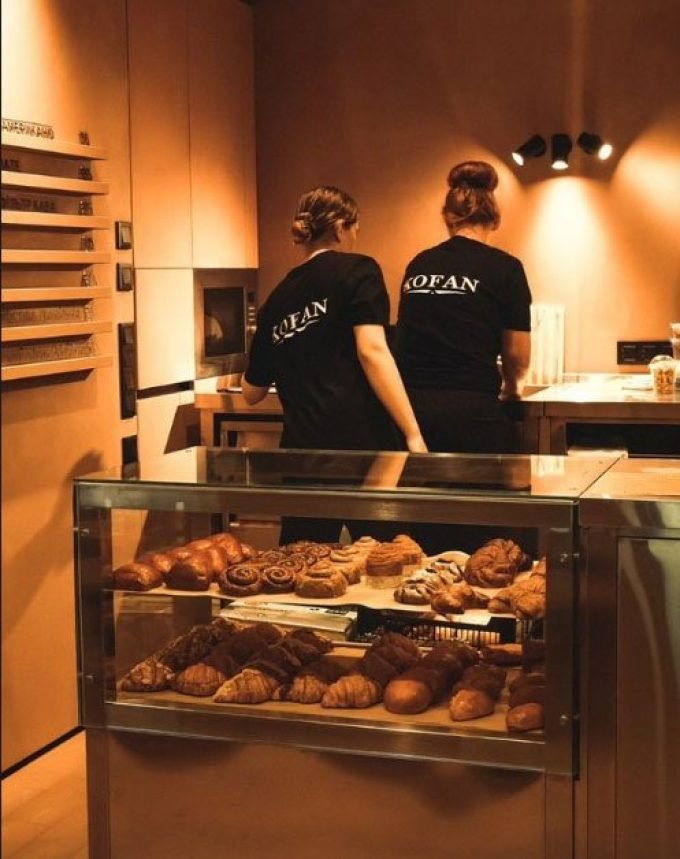 Кафе KOFAN на Відродження 11