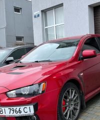 Видалення вм’ятин без фарбування