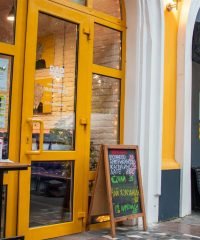 Азійське кафе Dao Noodle Bar